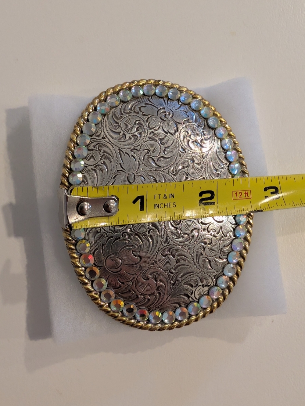 Belt Buckle - Silver with Floral Tooling, Iridescent Gems & Gold Rope Border - Picture 4 of 4